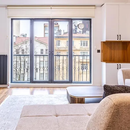 Modern Living In Nisantasi Citys Mall Apartment Istanbul